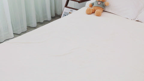 octiify-baby-nest-lounger-for-newborns